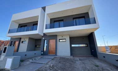 VENTA| DEPARTAMENTO 3 dormitorios en RINCONES DE MANANTIALES