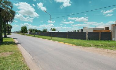 Terreno en esquina con gran frente comercial