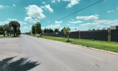 Terreno en esquina con gran frente comercial