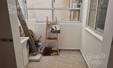 Venta Departamento 2 Ambientes en Retiro Con Patio Con Seguridad Cochera Opcional
