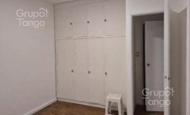 Venta Departamento 2 Ambientes en Retiro Con Patio Con Seguridad Cochera Opcional