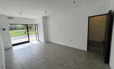 Departamento en venta - 2 Dormitorios 1 Baño - Trenque Lauquen