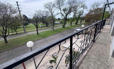 Departamento en venta - 2 Dormitorios 1 Baño - Trenque Lauquen