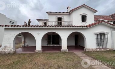 Casona Antigua en Alquiler en Tejeda, Cerro de las Rosas -  Uso Comercial