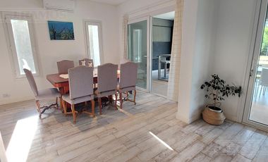 02 ENE al 15 FEB. IMPECABLE. 3 DORMITORIOS.