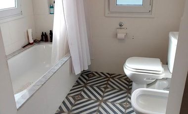 02 ENE al 15 FEB. IMPECABLE. 3 DORMITORIOS.