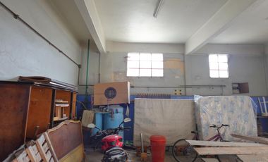 Departamento con 3 dormitorios en Turdera y un taller de trabajo, Lote en 