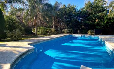 Casa en venta - 4 Dormitorios 4 Baños - Cocheras - 5.229Mts2 - Exaltación de la Cruz