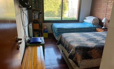 Casa en  Parque de las Naciones excelente estado Piscina Quincho y cochera