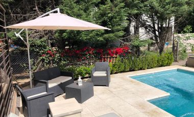 Casa en venta - 3 Dormitorios 3 Baños - 1200Mts2 - Pilar