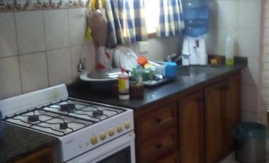 Casa en venta - 3 Dormitorios 1 Baño - Cochera - 600Mts2 - Nueve de Julio