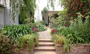 En venta casa en La Lucila