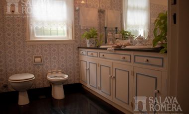 En venta casa en La Lucila