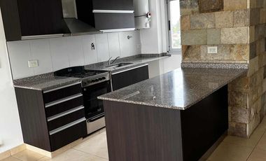 Departamento en venta - 2 Dormitorios 1 Baño - Cochera - 65Mts2 - Monte Grande, Esteban Echeverría