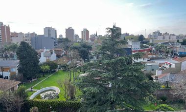 Departamento en venta - 2 Dormitorios 1 Baño - Cochera - 65Mts2 - Monte Grande, Esteban Echeverría