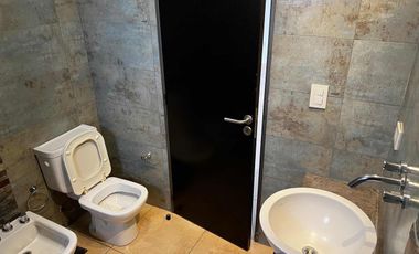 Departamento en venta - 2 Dormitorios 1 Baño - Cochera - 65Mts2 - Monte Grande, Esteban Echeverría