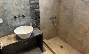 Departamento en venta - 2 Dormitorios 1 Baño - Cochera - 65Mts2 - Monte Grande, Esteban Echeverría