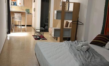 Alquiler Temporario Mensual de Monoambiente en pleno CENTRO de Córdoba. Excelente ubicación!!!!