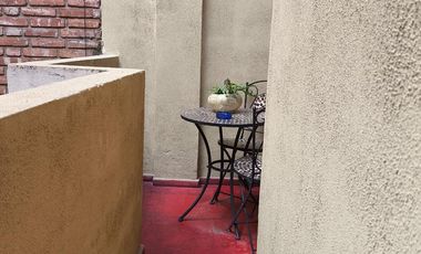 Alquiler Temporario Mensual de Monoambiente en pleno CENTRO de Córdoba. Excelente ubicación!!!!