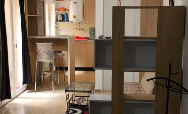 Alquiler Temporario Mensual de Monoambiente en pleno CENTRO de Córdoba. Excelente ubicación!!!!