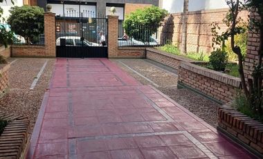 iMPERDIBLE! 2 dorm. EQUIPADO living-comedor amplio en Bº Alberdi!!!!!