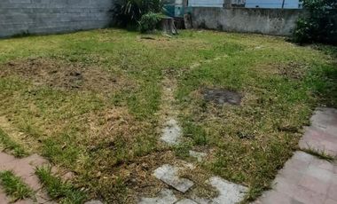 Casa en venta - 4 Dormitorios 2 Baños - Cochera - 371Mts2 - Punta Mogotes