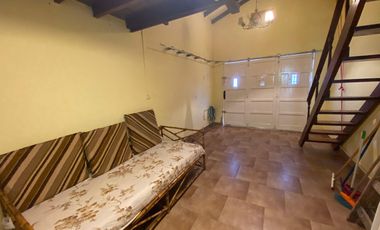 Casa 22 1436 Zona IV / Miramar