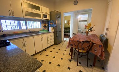 Casa 22 1436 Zona IV / Miramar