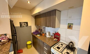 Dos ambientes con Balcón, super luminoso. En la mejor zona de Avellaneda.