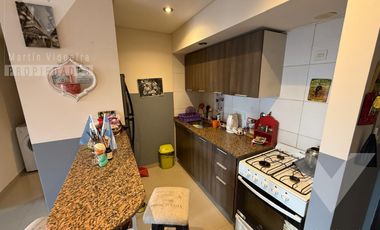 Dos ambientes con Balcón, super luminoso. En la mejor zona de Avellaneda.