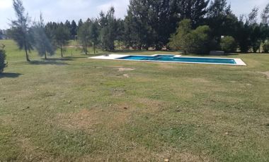 Casa en alquiler - 5 Dormitorios 5 Baños - Chascomus