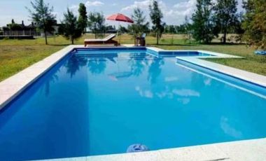 Casa en alquiler - 5 Dormitorios 5 Baños - Chascomus