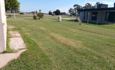 Casa en alquiler - 5 Dormitorios 5 Baños - Chascomus