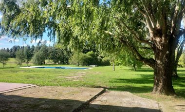 Casa en alquiler - 5 Dormitorios 5 Baños - Chascomus