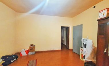 VENTA CASA 3 AMB 280 M2 PATIO VALENTIN ALSINA
