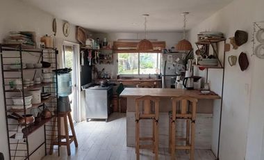 Casa en venta - 2 Dormitorios 1 Baño - Cochera - 477Mts2 - Longchamps, Almirante Brown