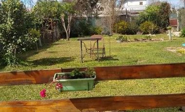 Casa en venta - 2 Dormitorios 1 Baño - Cochera - 477Mts2 - Longchamps, Almirante Brown