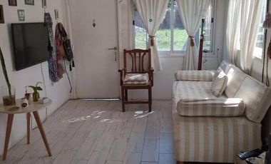 Casa en venta - 2 Dormitorios 1 Baño - Cochera - 477Mts2 - Longchamps, Almirante Brown