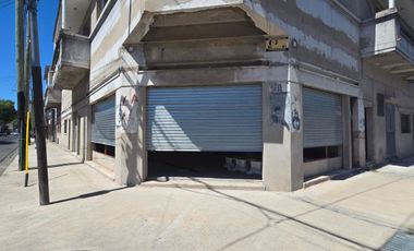 Local en Lanús Este
