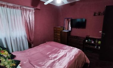 Casa en Profesor Mariño al 300, Temperley