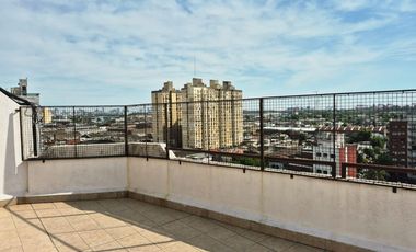 Departamento de dos ambientes con Patio en Alquiler en Avellaneda