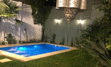 Casa en alquiler - 4 Dormitorios 2 Baños - Cochera - 226,16Mts2 - Olivos