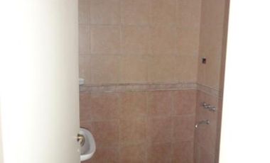 Duplex de 2 dormitorios C/Cochera.- Lomas de Zamora E.