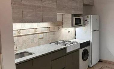 Casa en venta - 3 Dormitorios 2 Baños - Cochera - Local - 200Mts2 - Mar de Ajó