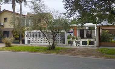Casa en venta en Almirante Brown