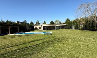 Casa - Venta - Barrio La Arbolada de Capilla - Exaltación de la Cruz