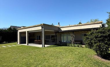 Casa - Venta - Barrio La Arbolada de Capilla - Exaltación de la Cruz
