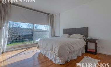 Casa con 3 dormitorios mas dependencia en venta / alquiler  en EL ENCUENTRO.