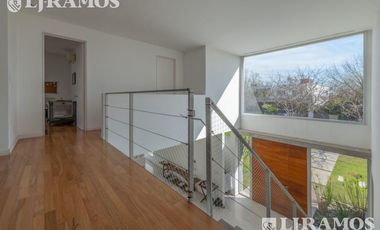 Casa con 3 dormitorios mas dependencia en venta / alquiler  en EL ENCUENTRO.