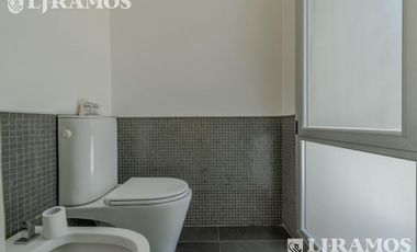 Casa con 3 dormitorios mas dependencia en venta / alquiler  en EL ENCUENTRO.